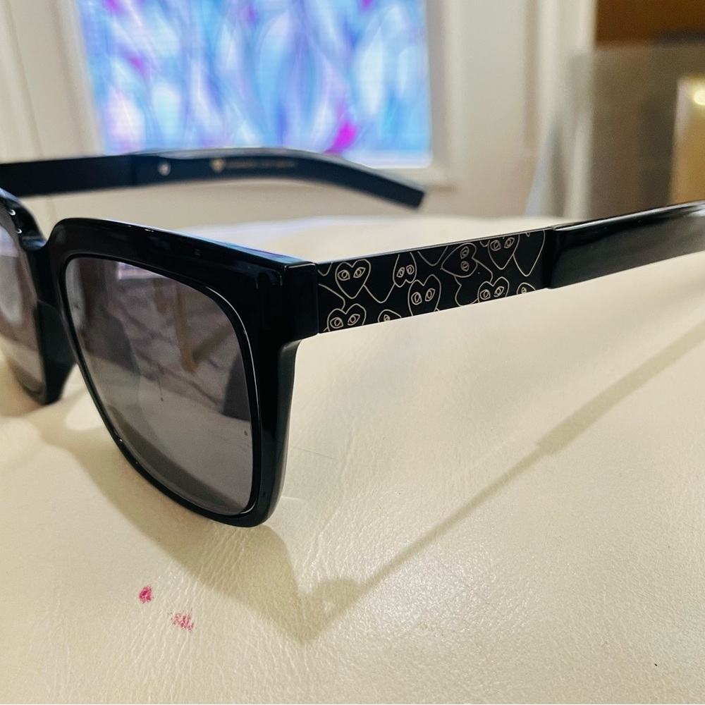 Comme des garçons ( play) prescription glasses. Perfect condition.